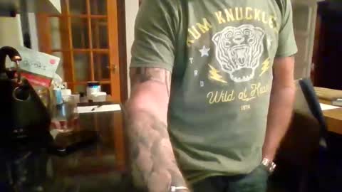 Masked Masturbation Couple online show from 19, 9, 2025