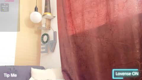 Snapshot of maskedgirl01 chatting on 15, 11, 2025 Scarlet online show from 15, 11, 2025