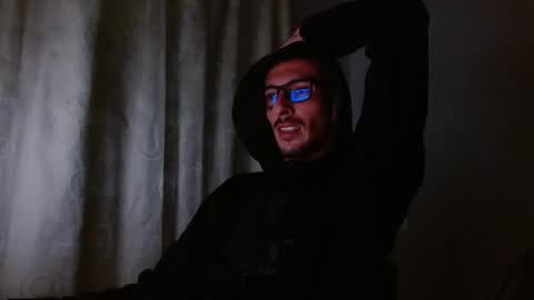 maskguy23 online show from 17, 9, 2025