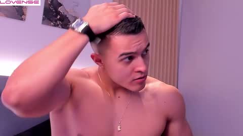 Mason Bennet online show from 19, 10, 2025