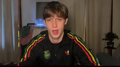 Snapshot of mason_gallagher chatting on 4, 6, 2026 Mason online show from 4, 6, 2026