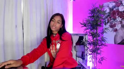 Snapshot of massielhot chatting on 19, 5, 2026 massielhot online show from 19, 5, 2026