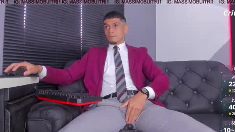 I am Massimo online show from 19, 2, 2026