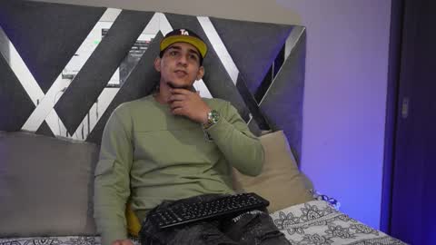 massimo_vidal online show from 15, 10, 2025