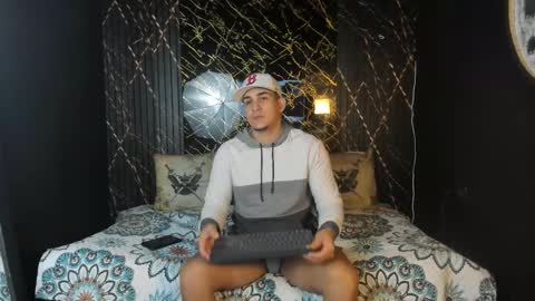 massimo_vidal online show from 24, 2, 2026