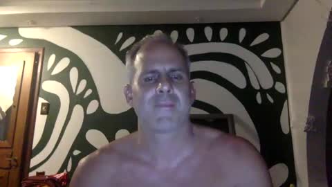 Snapshot of master_cuck2000 chatting on 18, 12, 2024 master_cuck2000 online show from 18, 12, 2024