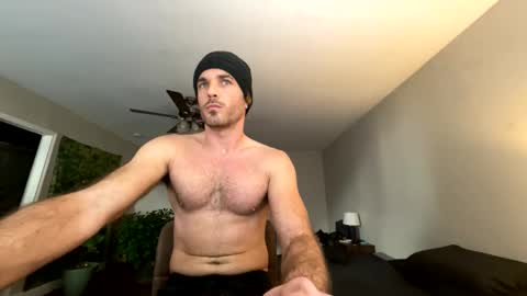 Snapshot of master_louie chatting on 11, 12, 2024 muskyjockdick online show from 11, 12, 2024