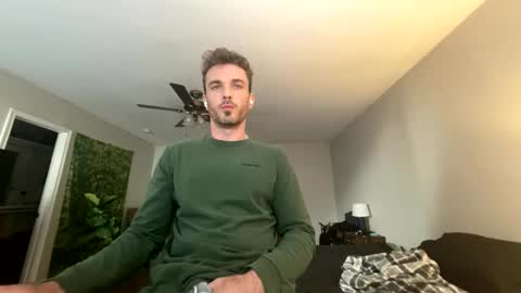 Snapshot of master_louie chatting on 21, 12, 2024 muskyjockdick online show from 21, 12, 2024