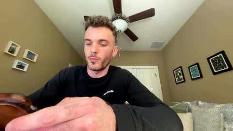 Snapshot of master_louie chatting on 6, 1, 2025 muskyjockdick online show from 6, 1, 2025