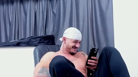 masterchris12 online show from 15, 12, 2024