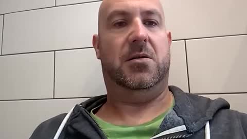 Snapshot of masterclass69er chatting on 16, 12, 2025 Bob online show from 16, 12, 2025