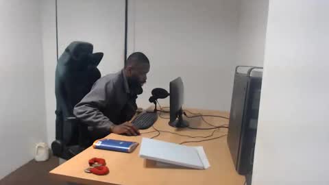 Snapshot of masterdomfuck chatting on 10, 6, 2026 Masterdomfuck online show from 10, 6, 2026