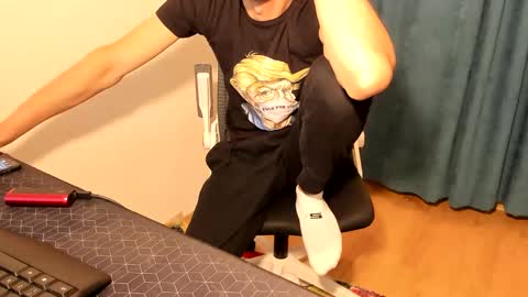 Silly Rabbit  online show from 22, 12, 2024