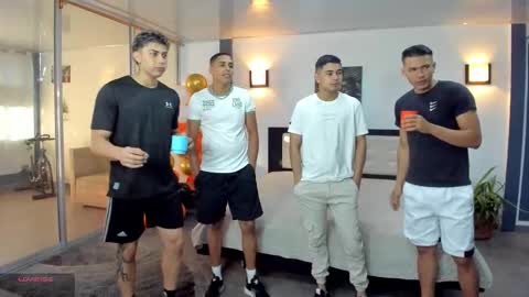 Team Cris Darwin- Fernando- Stiven- David online show from 22, 11, 2025