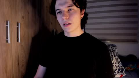 Snapshot of mastrangelo_x chatting on 28, 5, 2026 mastrangelo_x online show from 28, 5, 2026
