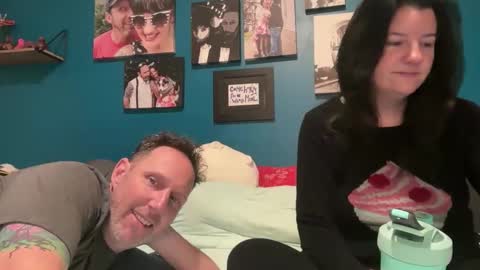 Snapshot of matchingtracksuits chatting on 1, 12, 2025 Jer and Kel online show from 1, 12, 2025