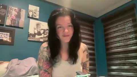 Jer and Kel online show from 5, 4, 2026