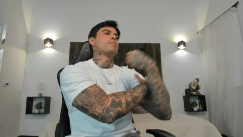 mateo_dilucajs1 online show from 22, 10, 2025