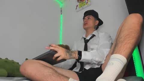 mateo_escobar online show from 2, 3, 2026