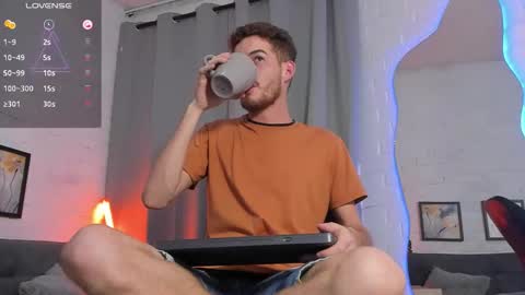 MATEO HUNTER online show from 17, 11, 2025