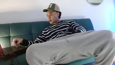 Snapshot of mathew444 chatting on 10, 1, 2026 STRURIBE ON INSTAGRAM online show from 10, 1, 2026