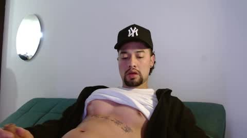 Snapshot of mathew444 chatting on 3, 3, 2026 STRURIBE ON INSTAGRAM online show from 3, 3, 2026