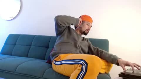 STRURIBE ON INSTAGRAM online show from 25, 3, 2026