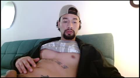 Snapshot of mathew444 chatting on 7, 6, 2026 STRURIBE ON INSTAGRAM online show from 7, 6, 2026
