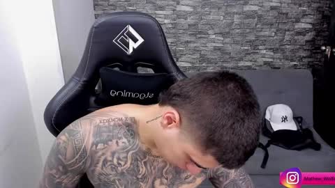 Snapshot of mathew_wolf4 chatting on 16, 1, 2026 Mathew Independent model online show from 16, 1, 2026