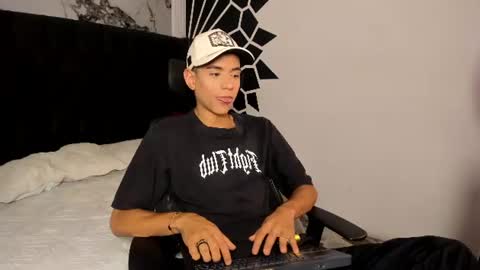 Snapshot of mathewadamss chatting on 1, 7, 2026 Mathew online show from 1, 7, 2026