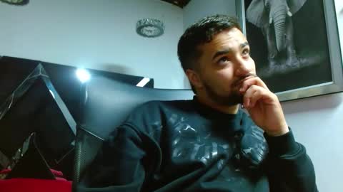 Mathews online show from 21, 10, 2025