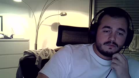 Snapshot of mathou34 chatting on 4, 12, 2024 Mathou online show from 4, 12, 2024