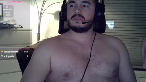 Snapshot of mathou34 chatting on 17, 12, 2024 Mathou online show from 17, 12, 2024