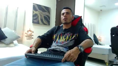 Matthew online show from 1, 12, 2025