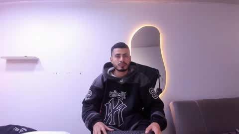 Snapshot of matthewcullenn chatting on 3, 2, 2026 Matthew online show from 3, 2, 2026