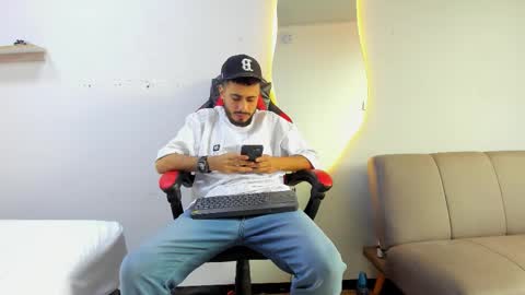 Snapshot of matthewcullenn chatting on 6, 2, 2026 Matthew online show from 6, 2, 2026