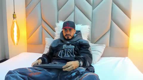 Snapshot of matthewcullenn chatting on 10, 2, 2026 Matthew online show from 10, 2, 2026