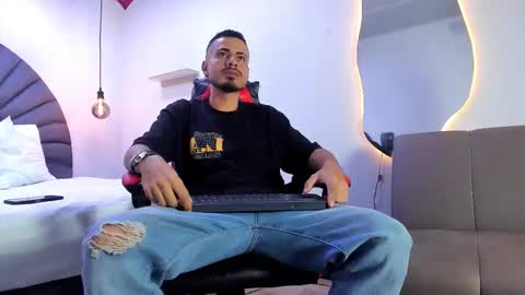 Matthew online show from 27, 3, 2026