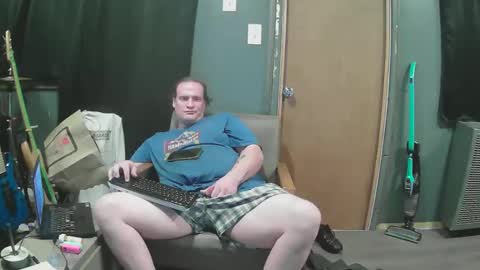 Snapshot of mattskiba89 chatting on 15, 11, 2025 mattskiba89 online show from 15, 11, 2025