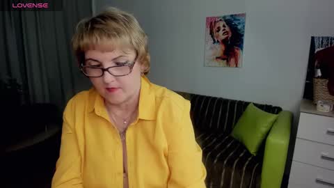 Snapshot of mature_blonde7 chatting on 24, 1, 2025 Lana online show from 24, 1, 2025
