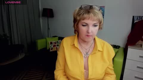 Snapshot of mature_blonde7 chatting on 24, 1, 2025 Lana online show from 24, 1, 2025