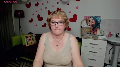 Snapshot of mature_blonde7 chatting on 23, 2, 2025 Lana online show from 23, 2, 2025