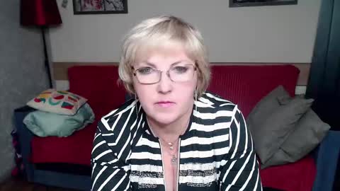 Snapshot of mature_blonde7 chatting on 14, 9, 2025 Lana online show from 14, 9, 2025