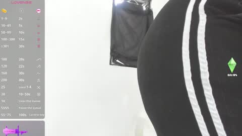 Snapshot of mature_gold1 chatting on 4, 6, 2026 danna mature online show from 4, 6, 2026