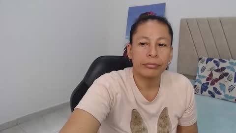 Snapshot of mature_martina_ chatting on 27, 2, 2026 Martina online show from 27, 2, 2026
