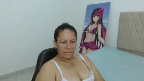 Snapshot of mature_martina_ chatting on 1, 3, 2026 Martina online show from 1, 3, 2026