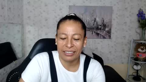 Snapshot of mature_martina_ chatting on 11, 7, 2026 Martina online show from 11, 7, 2026