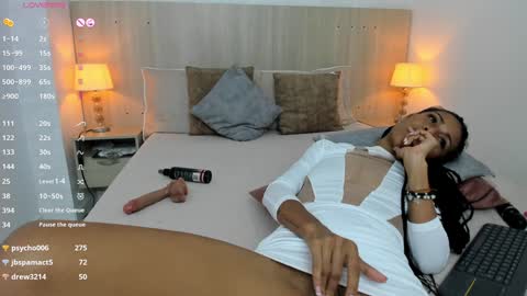 Vayolet Castro online show from 8, 2, 2025