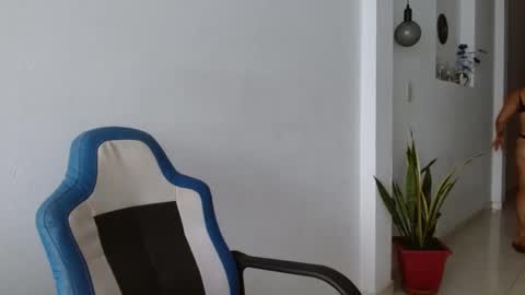 Cecilia online show from 9, 2, 2025