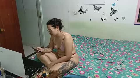 Snapshot of mauroluxandra chatting on 20, 1, 2025 mauroluxandra online show from 20, 1, 2025